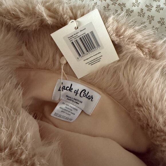 Lack of Color Almond Snuggle Bucket Hat - Picture 5 of 6